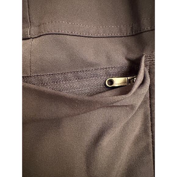 Lululemon ABC Classic-Fit 5 Pocket Pant 30"L - Size Medium (Waist 32), Black - Picture 5 of 5